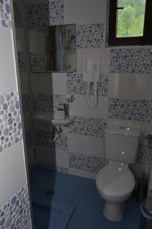 Family Hotel Balkana Apriltsi  Luaran gambar