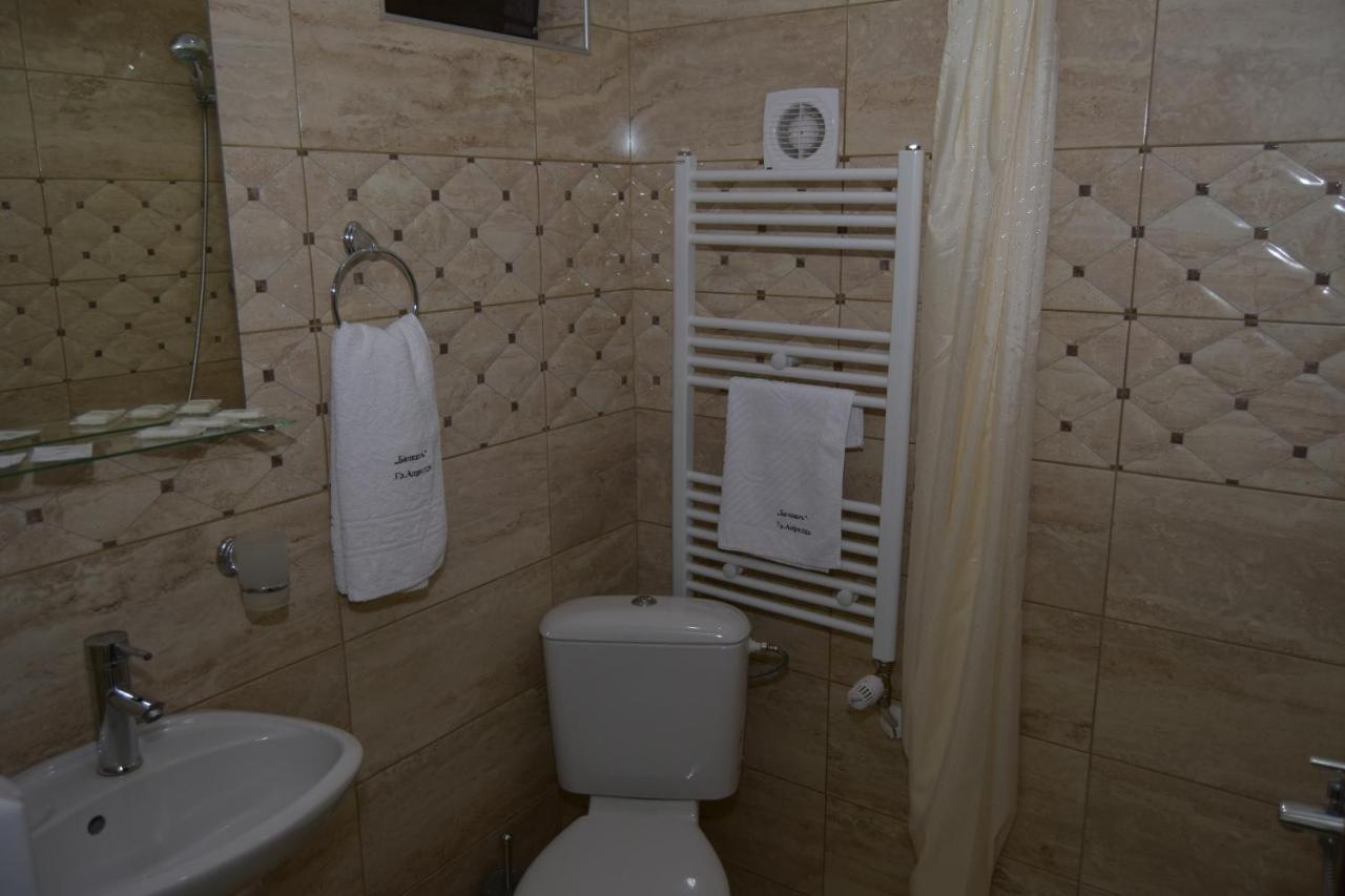 Family Hotel Balkana Apriltsi  Luaran gambar